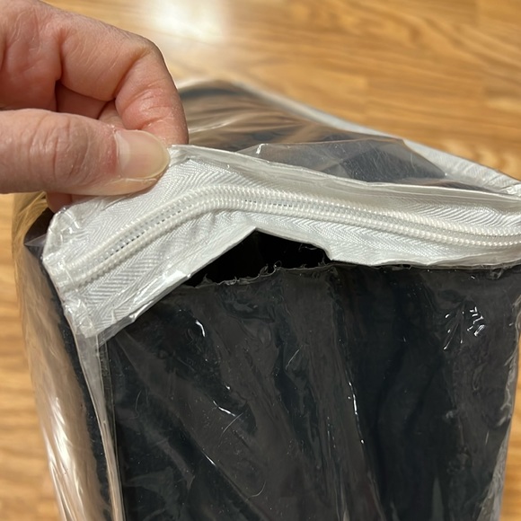 Easy-Going 100% Waterproof Dog Bed Cover, SOFT FABRIC , Pet Blanket QUEEN - Picture 5 of 8